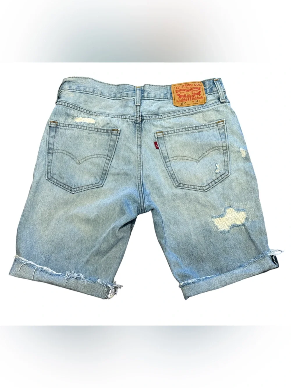 Levi’s 511 Light Blue Distressed Denim Men’s 32 x 10 Shorts